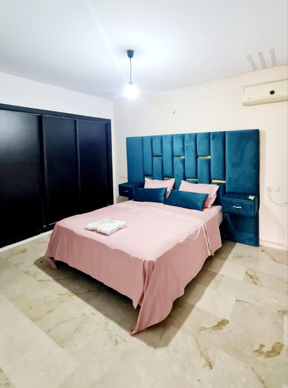 Fes Urban Apartment - Urban Elegance With Garden And Pool Access Екстериор снимка
